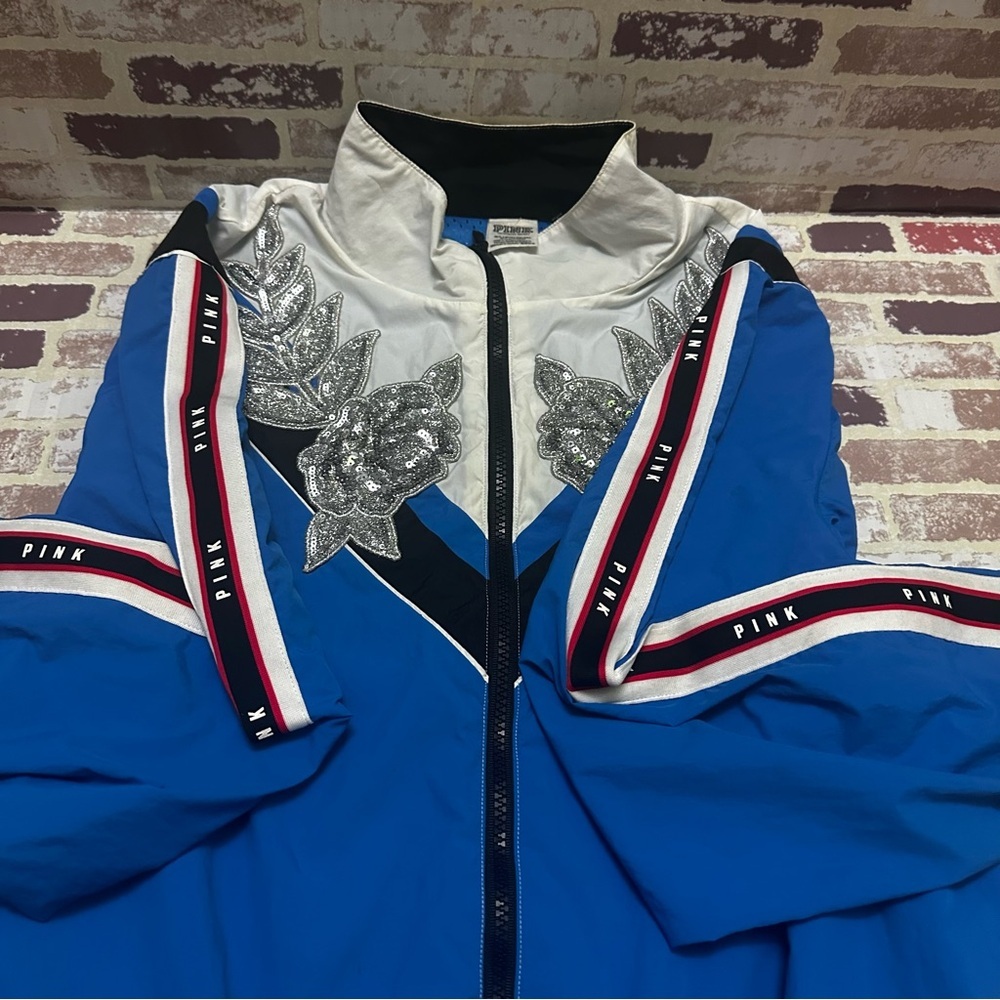 PINK Victoria's Secret Windbreaker Blue and White Jacket size ML - Picture 9 of 9